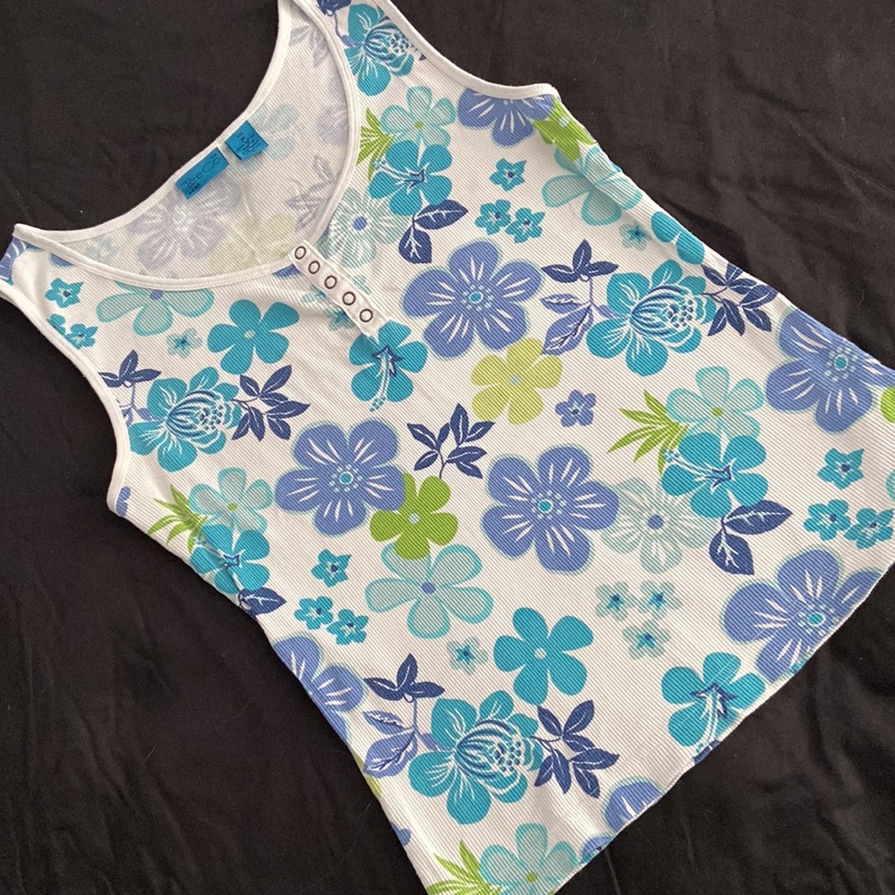 Mini Henley style ribbed floral  tank top